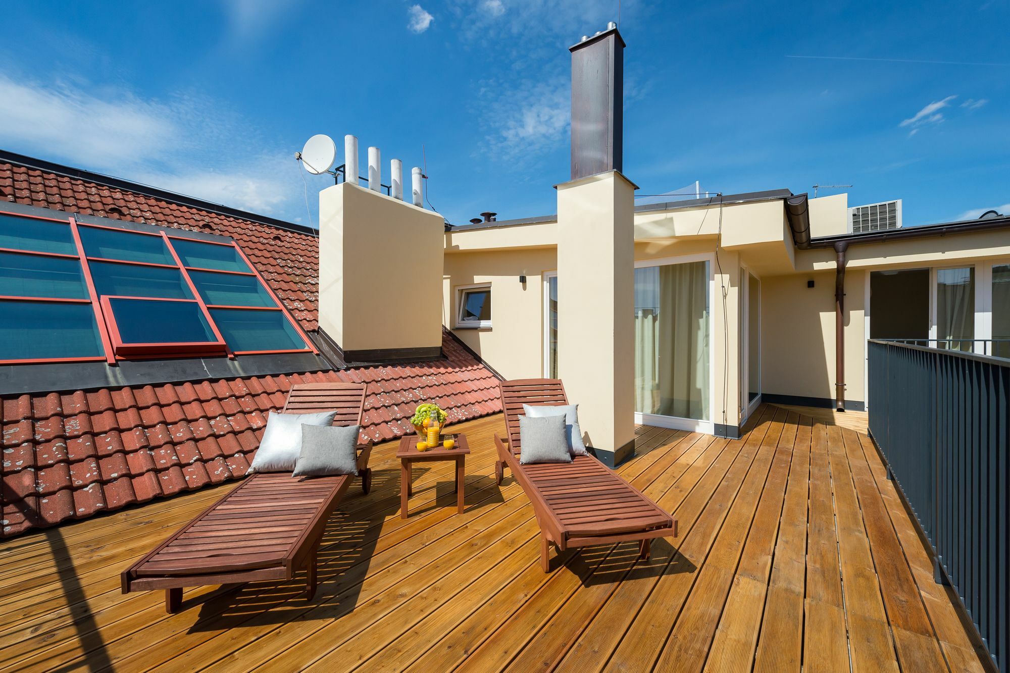 Jindrisska Apartments Прага Екстериор снимка
